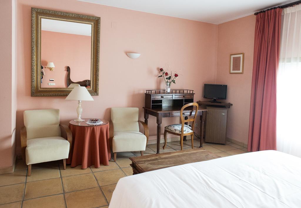 Hotel Can Ceret Sant Pere Pescador Esterno foto