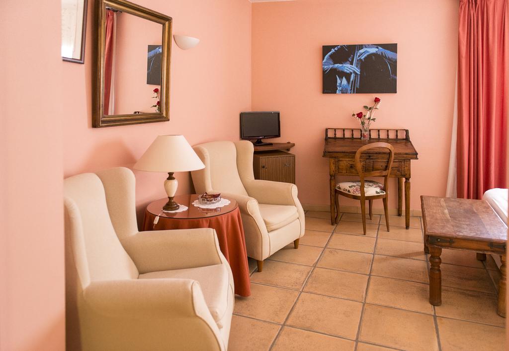 Hotel Can Ceret Sant Pere Pescador Esterno foto